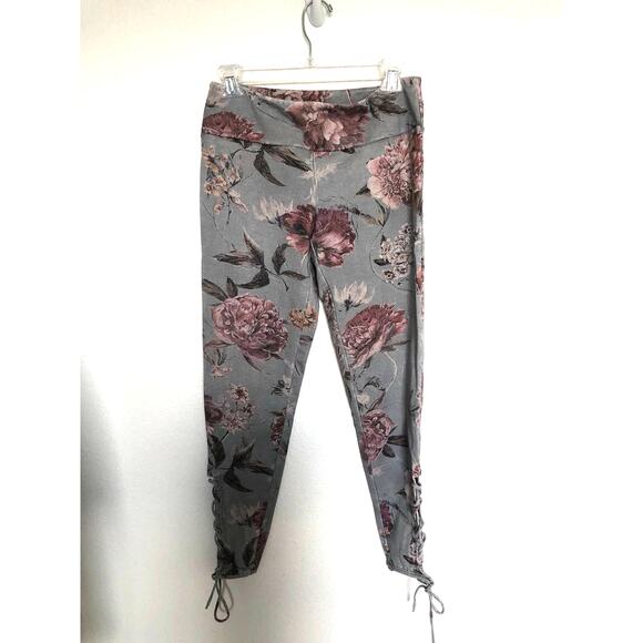 Chaser Vintage Floral Lace Up leggings - M - Picture 1 of 8